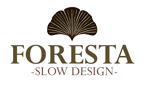 Logo de Foresta Slow Design con una hoja en forma de abanico, indicando la apertura próxima del sitio web.